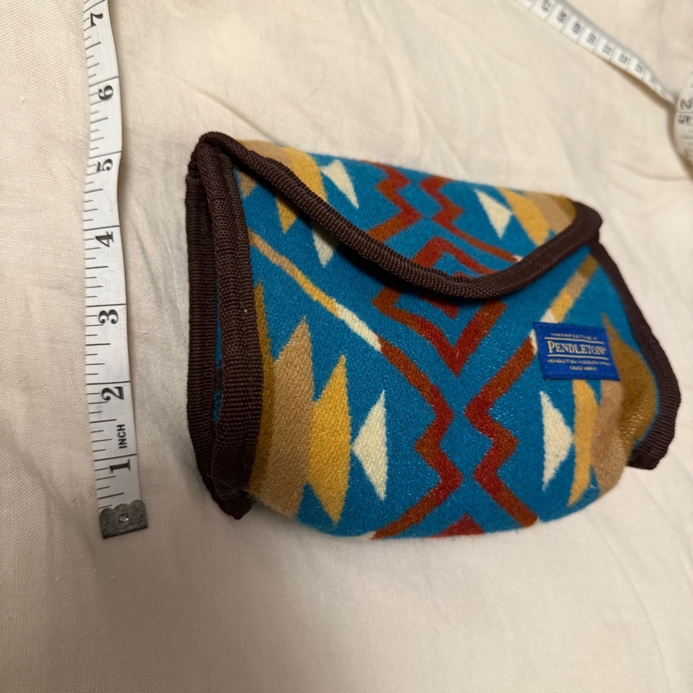 Pendleton - Small Wool Pouch - Picture 5 of 9
